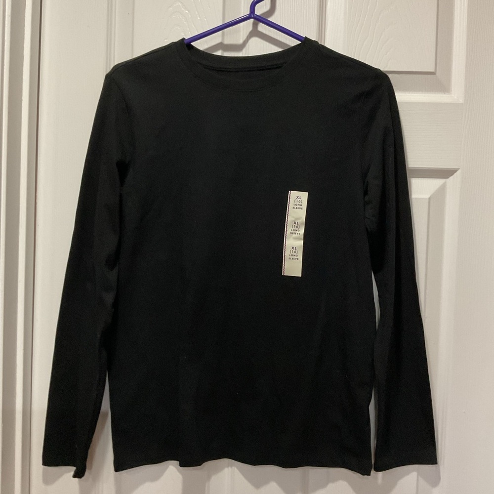 Black T-shirt boys XL 16